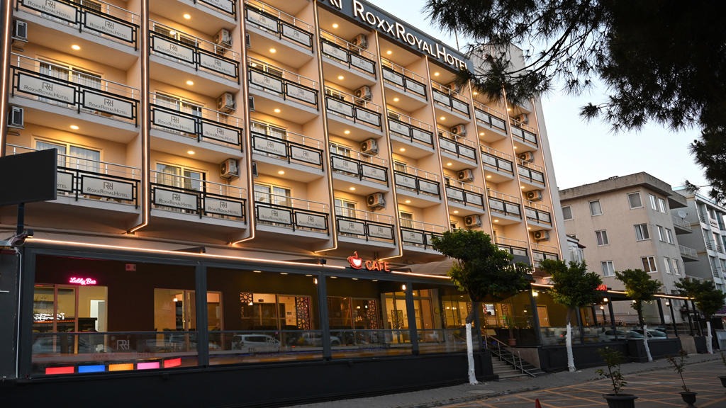 Roxx Royal Hotel