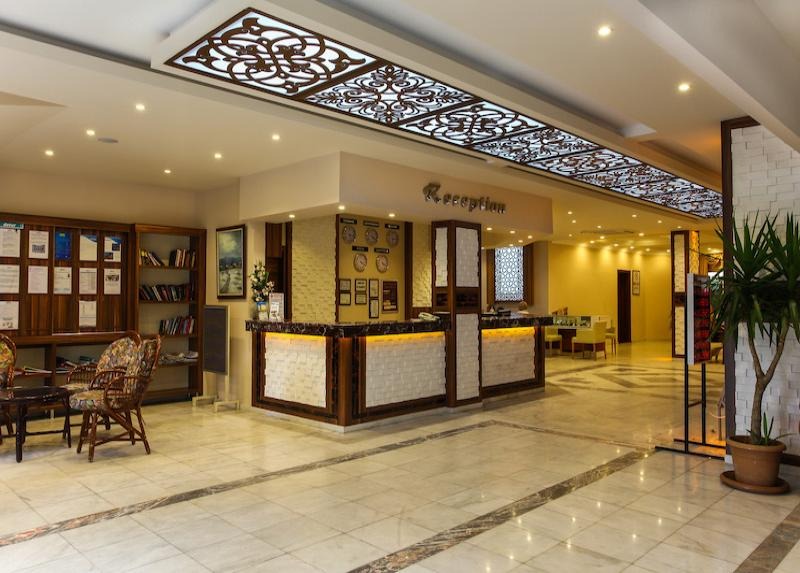 Kleopatra Beach Hotel