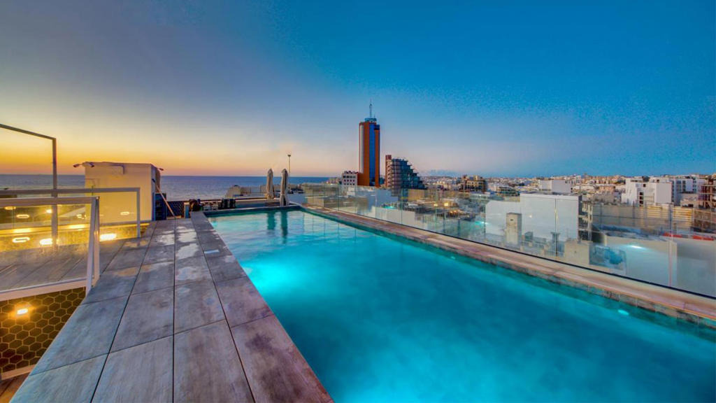 Ikyk Hotel