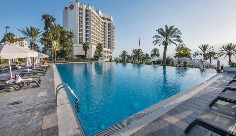 Akra Hotel