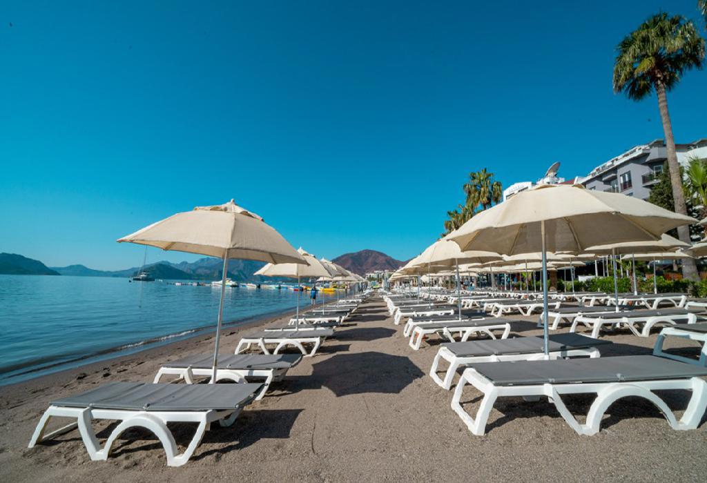 Hotel Begonville Beach Adults Only