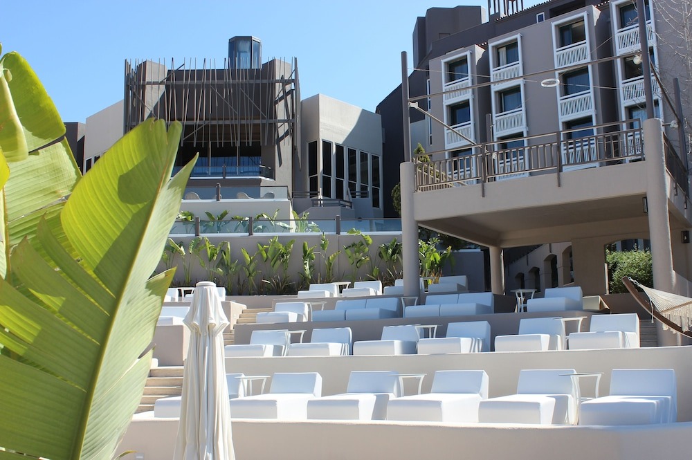 Hotel Paloma Peirissia
