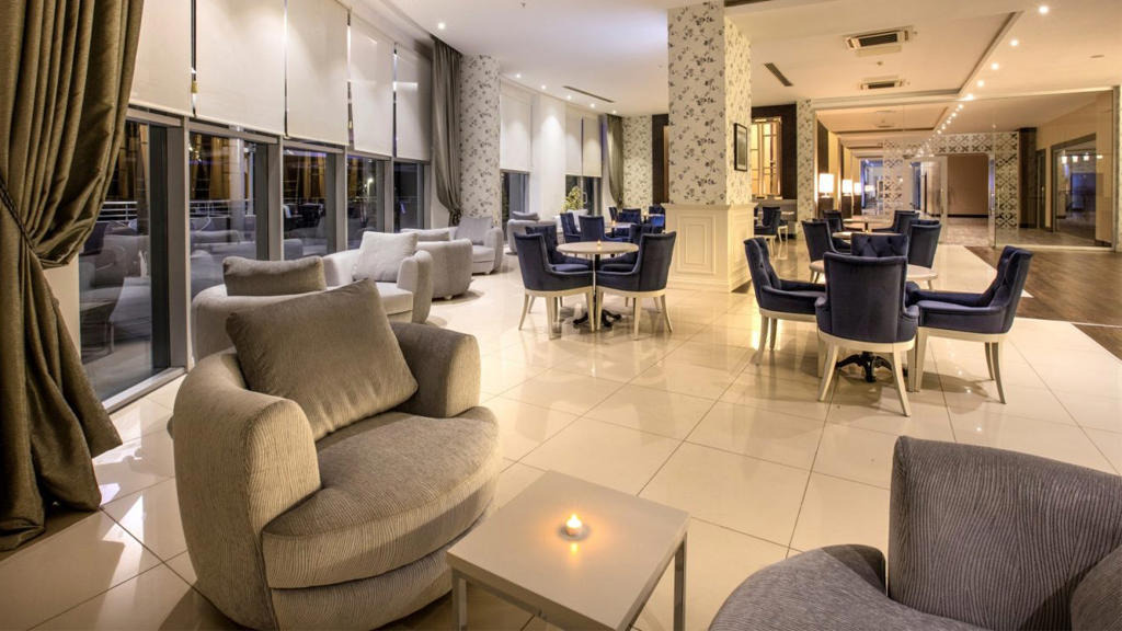 Aria Claros Beach & Spa Resort