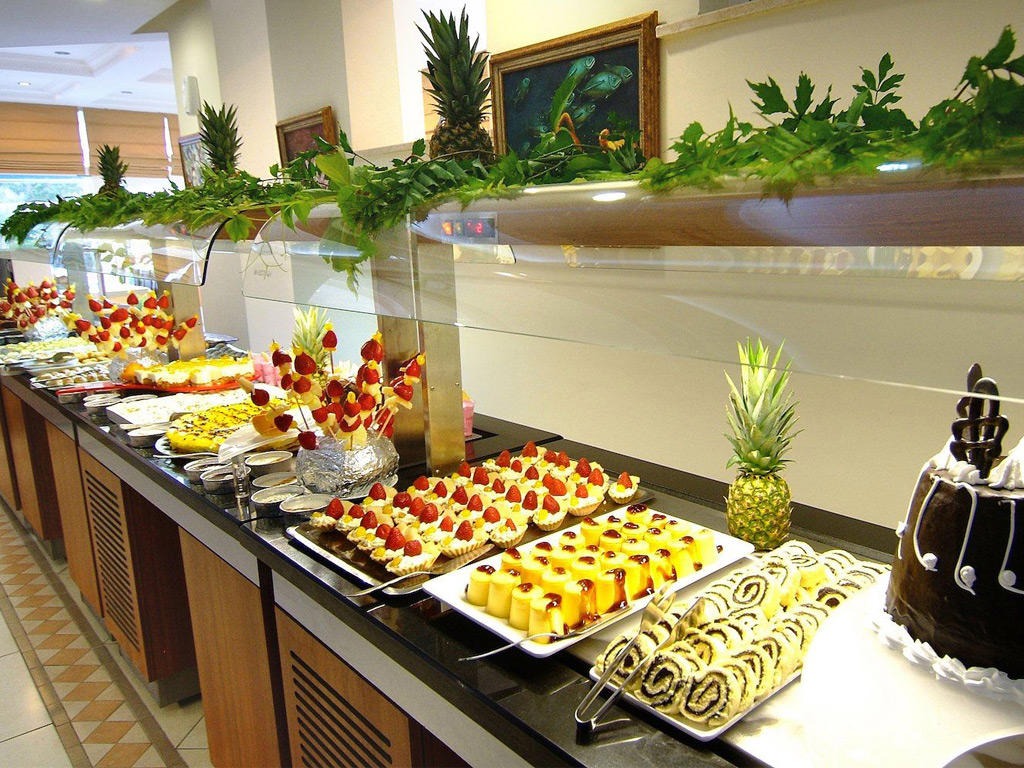 Gardenia Beach Hotel