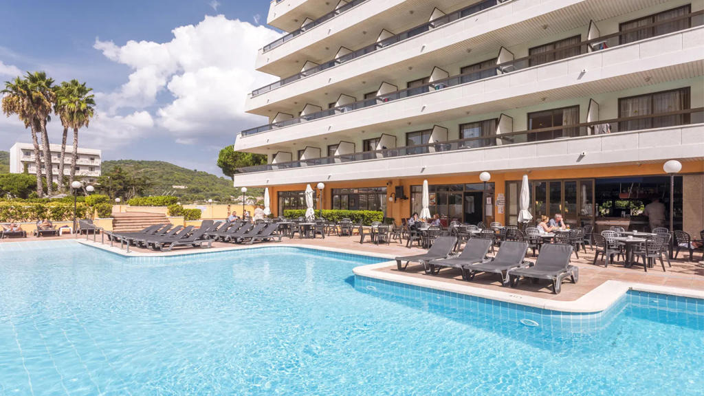 Tropic Park Hotel