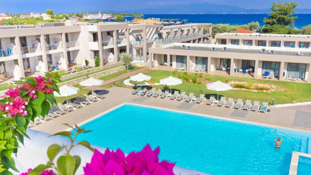 Alea Hotel & Suites