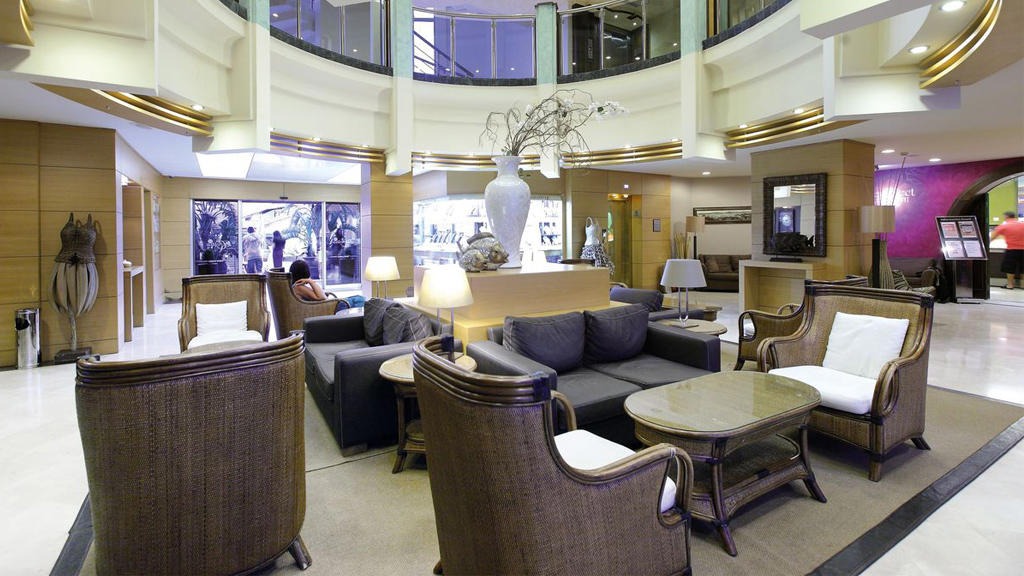 Grand Cettia Hotel