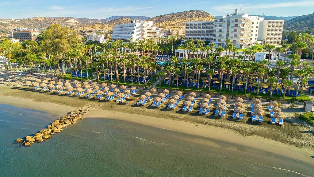 Grand Resort