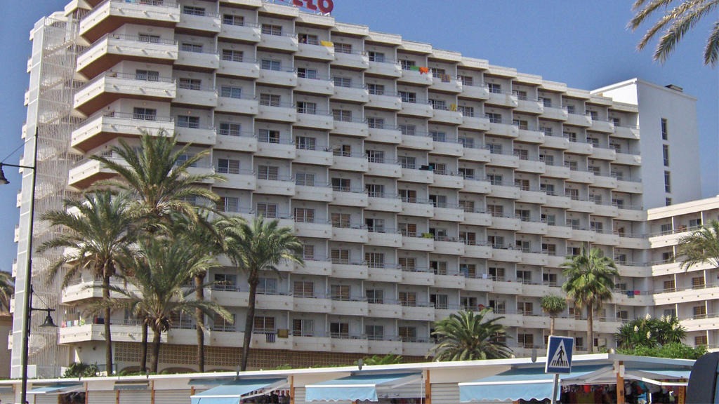 Apartamentos Bajondillo