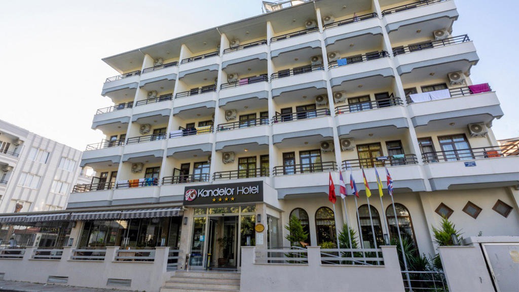 Kandelor Hotel