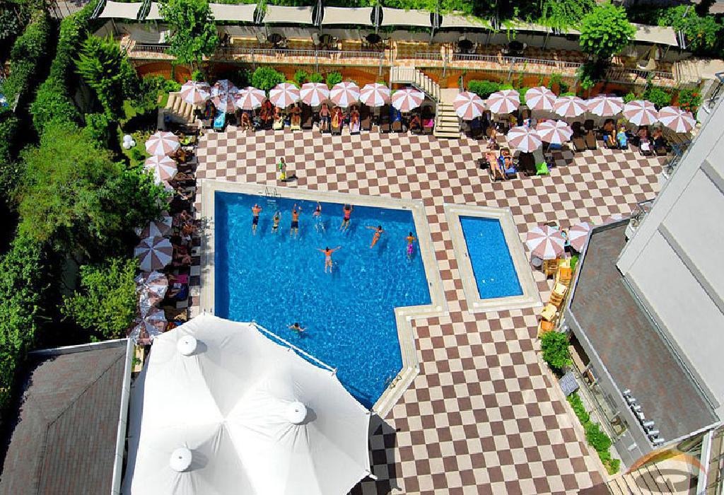 Grand Okan Hotel