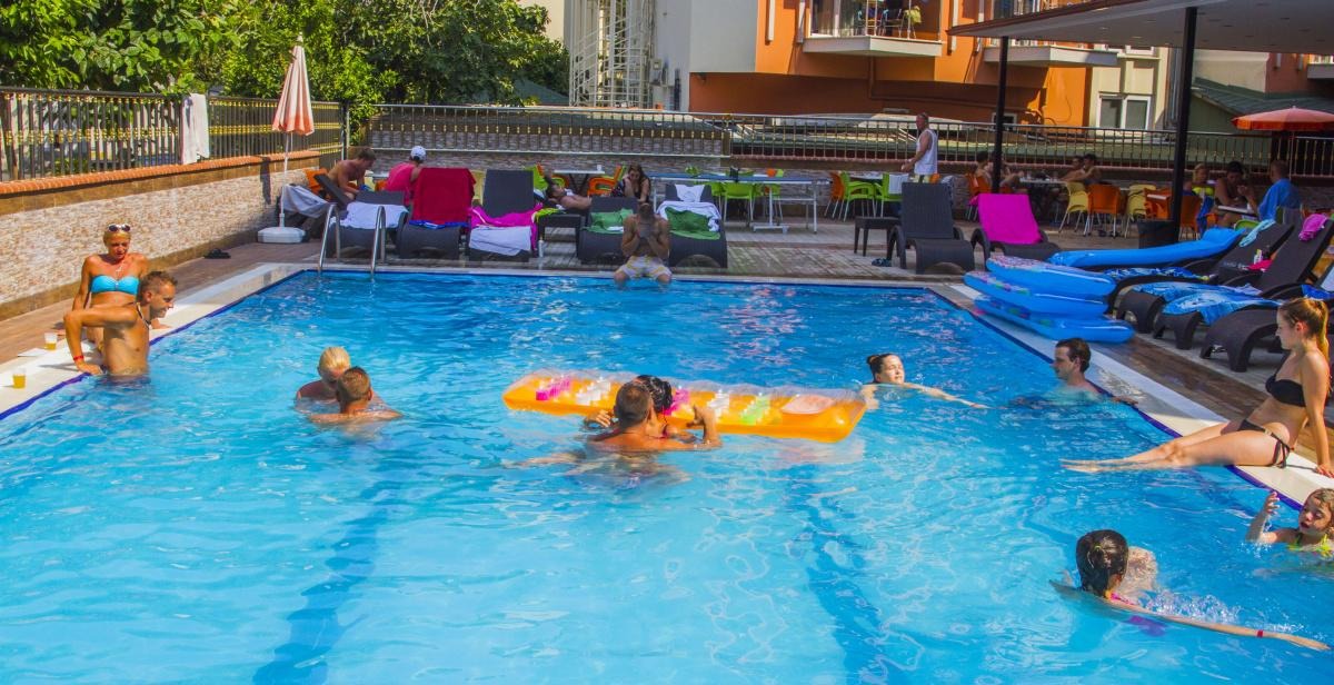 Kleopatra Ada Beach Hotel