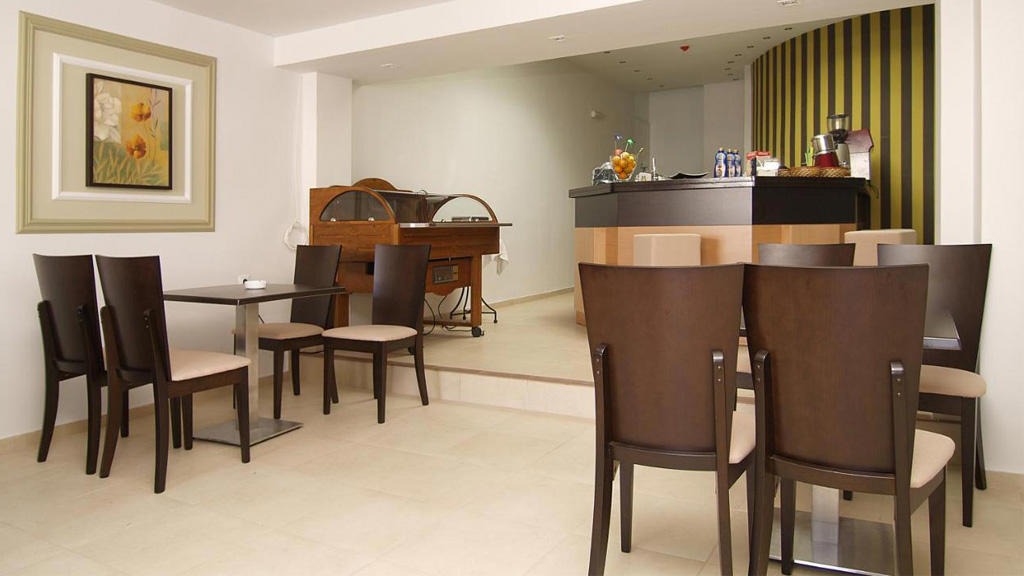 Kitro Hotel