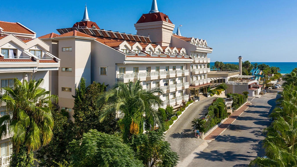 Aydinbey Famous Resort