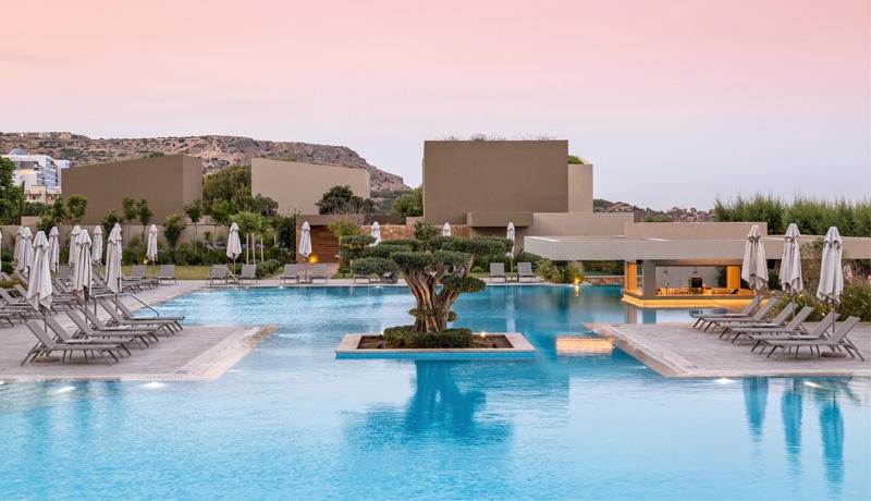 Amada Colossos Hotel