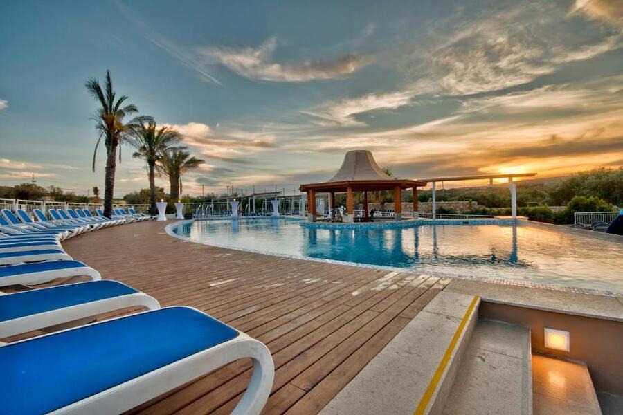 DB Seabank Resort & Spa