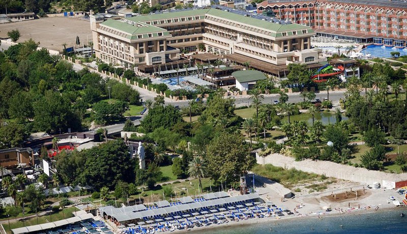 Crystal Deluxe Resort and Spa