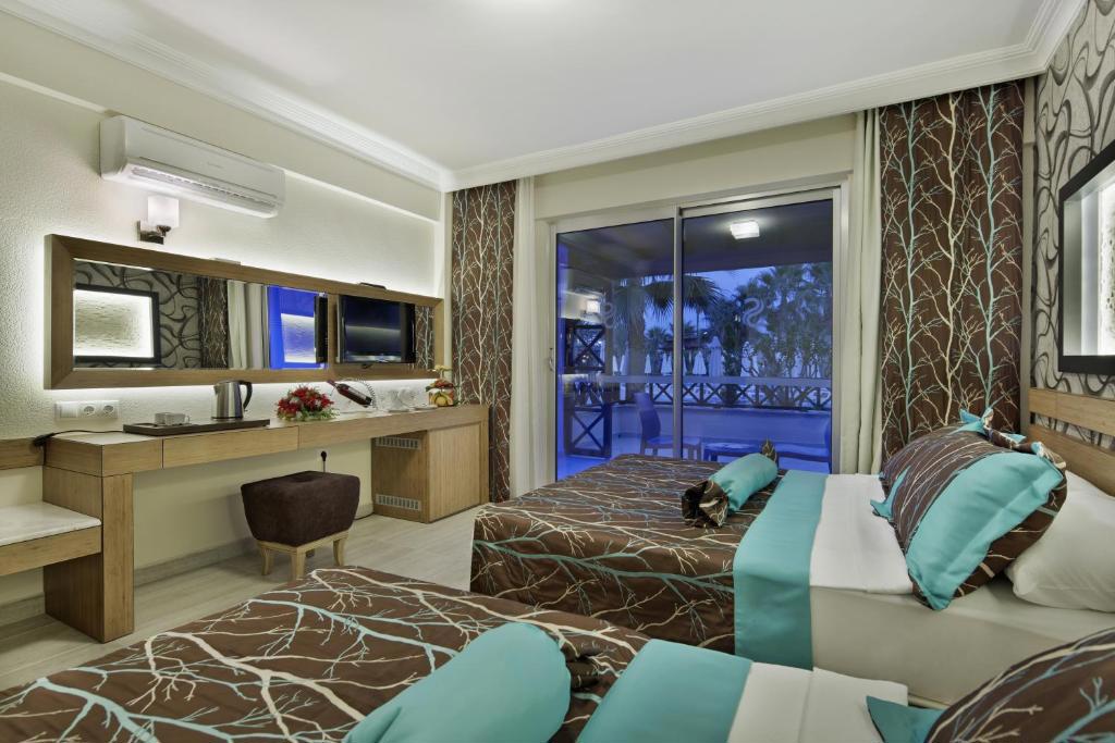 Saphir Hotel and Villas