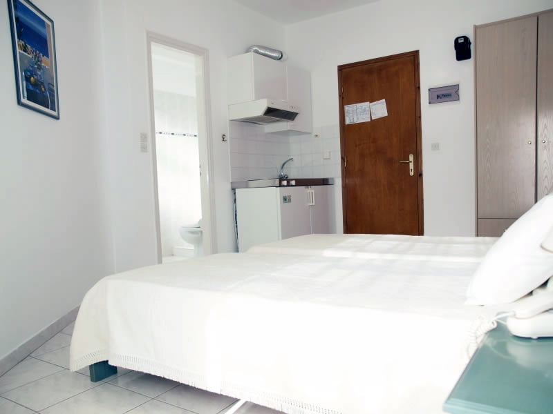 Kapolos Apartments