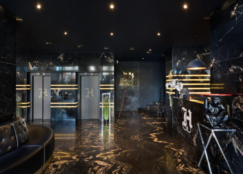 H Hotel