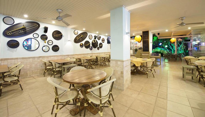 Tonoz Beach Hotel