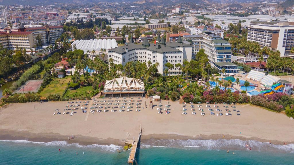 Mc Beach Park Resort Hotel