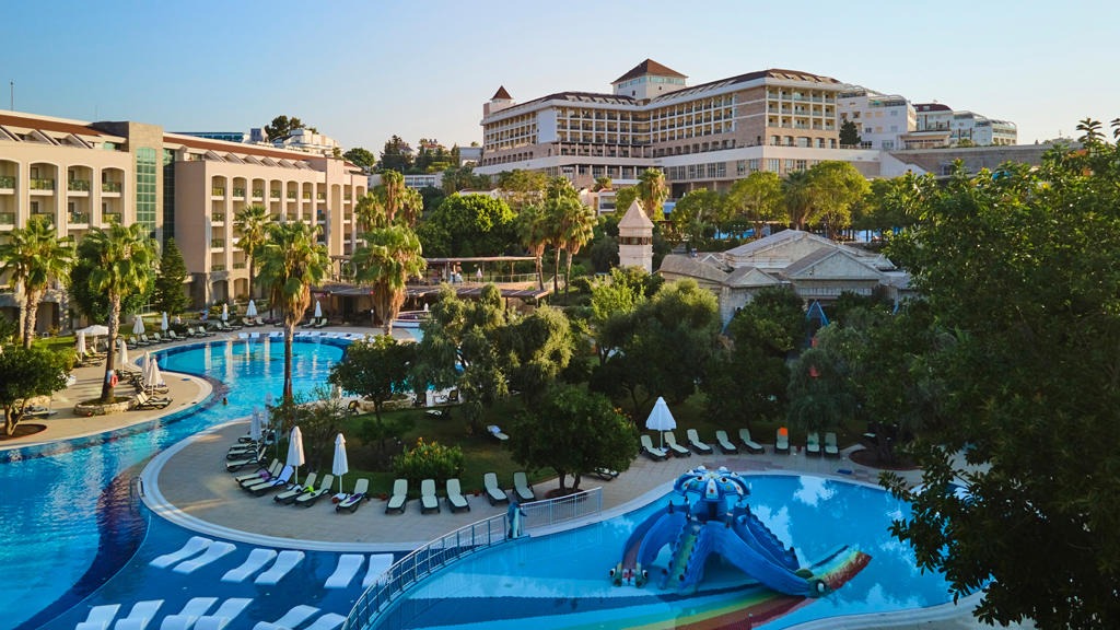 Horus Paradise Luxury Resort