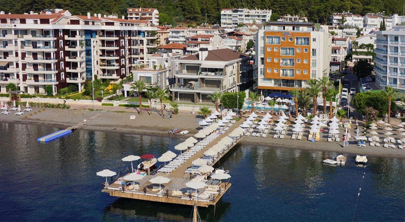 Cettia Beach Resort Hotel