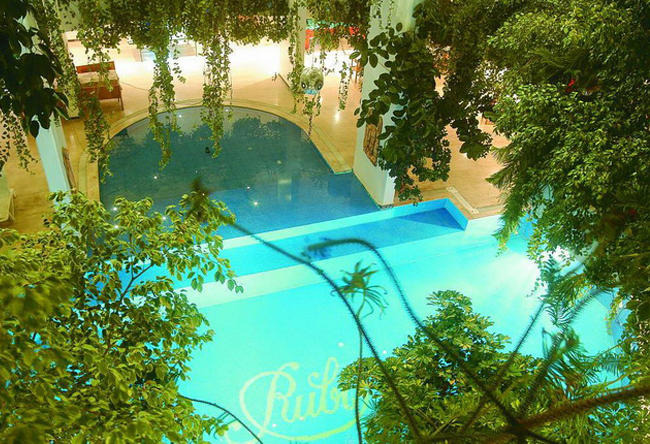 Rubi Hotel