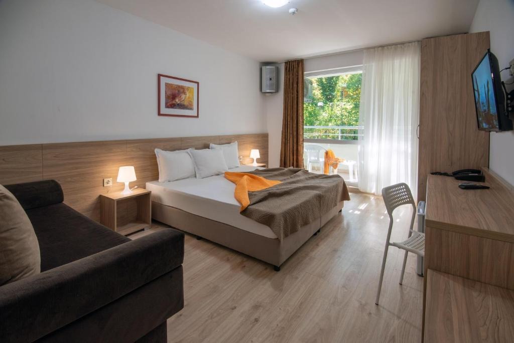 Hotel Ariana