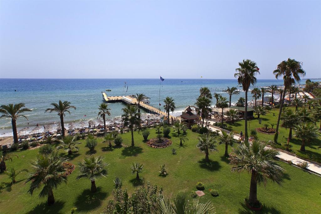 Saphir Hotel and Villas