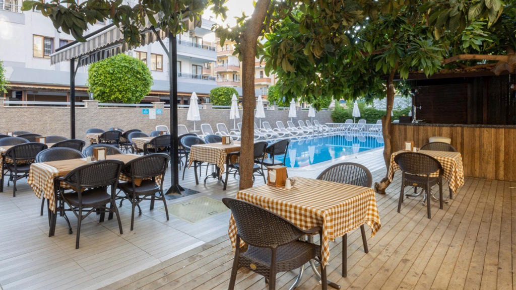 Kandelor Hotel