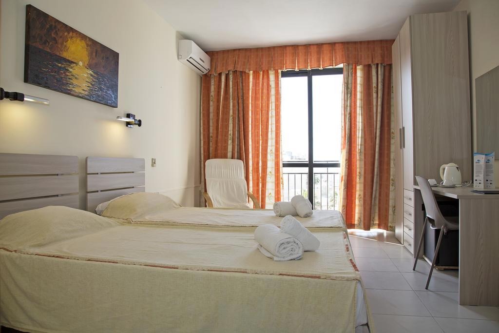Hotel Relax Inn