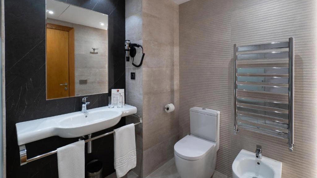 Apartamentos Bajondillo