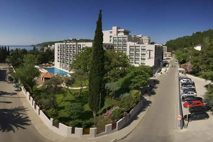 Hotel Tara