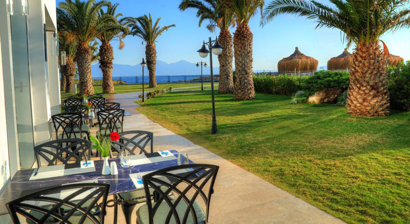 Le Bleu Hotel and Resort