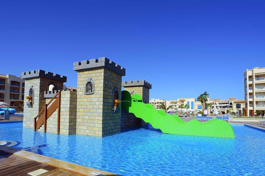 Hotel Pickalbatros White Beach Resort
