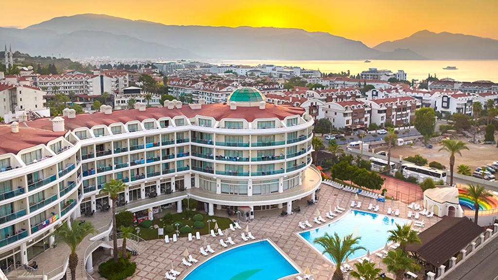 Pineta Park Deluxe Hotel