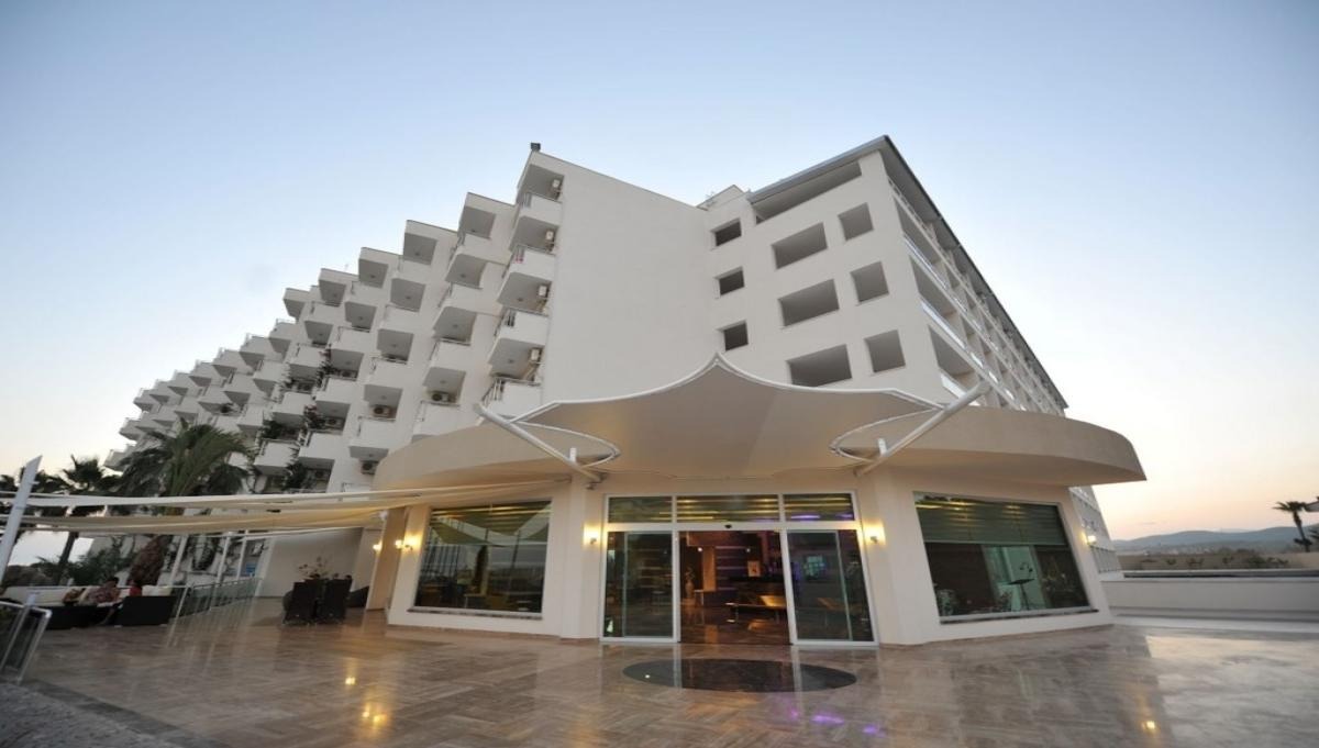 Asrin Beach Hotel