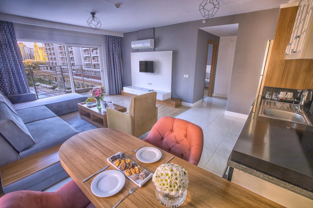 Hotel Greenwood Suites Resort (Ex.Sherwood Suites Resort)