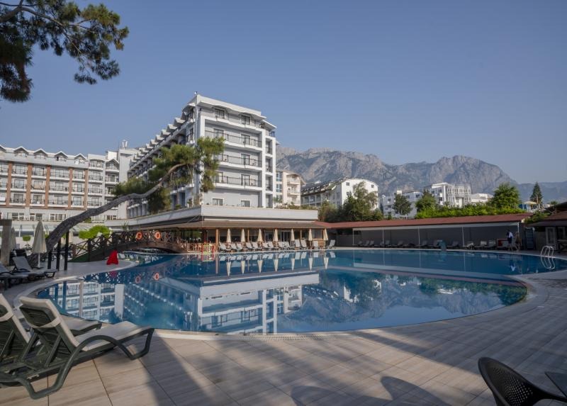 Fore Resort & Spa 