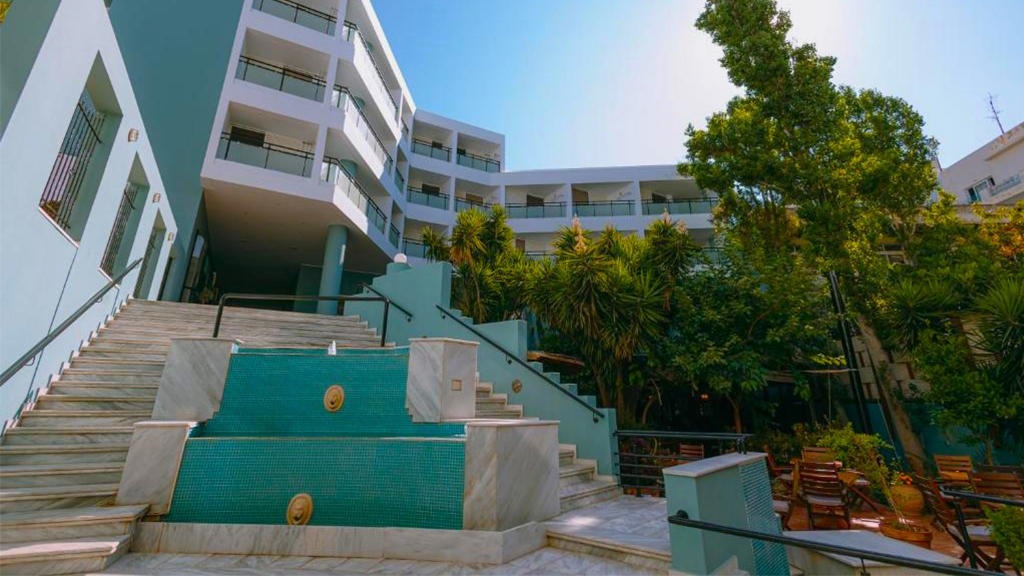 Santa Marina Hotel
