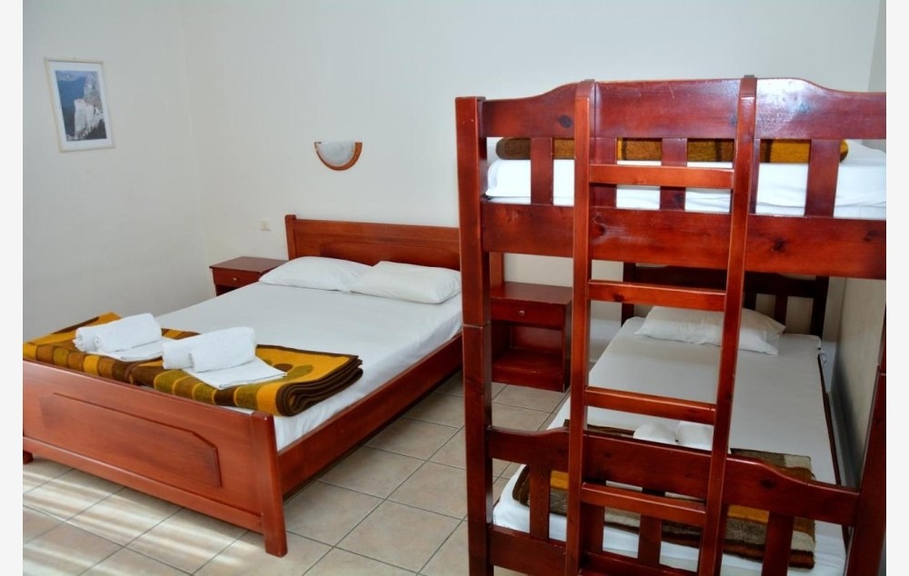 Vila Glaros