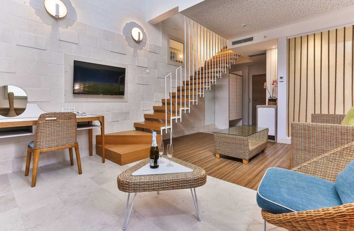 Hotel Carine Park