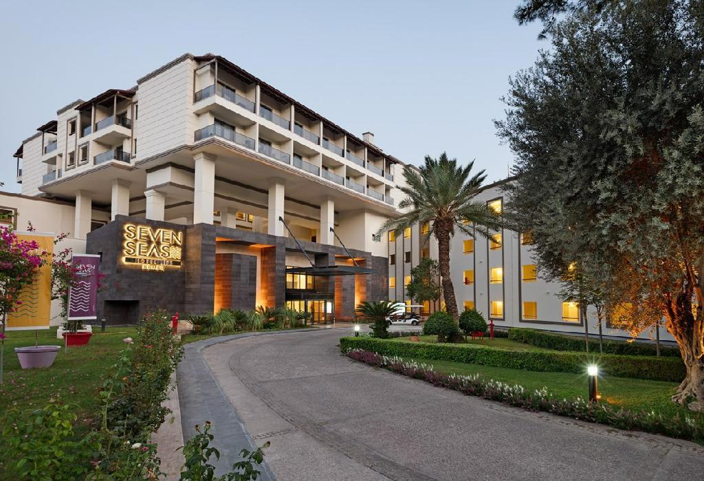 Hotel Seven Seas Hotel Life