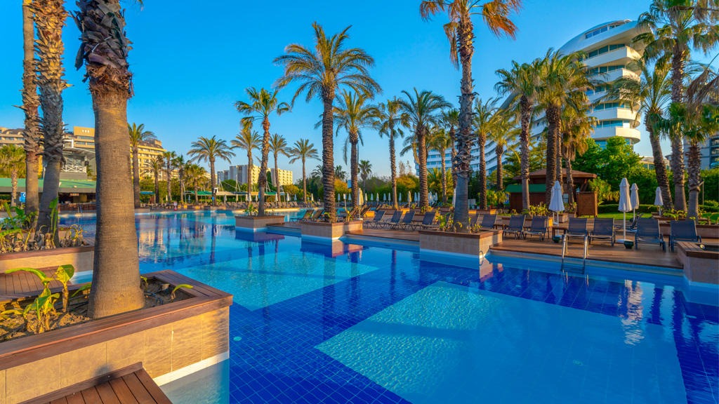 Concorde Deluxe Resort