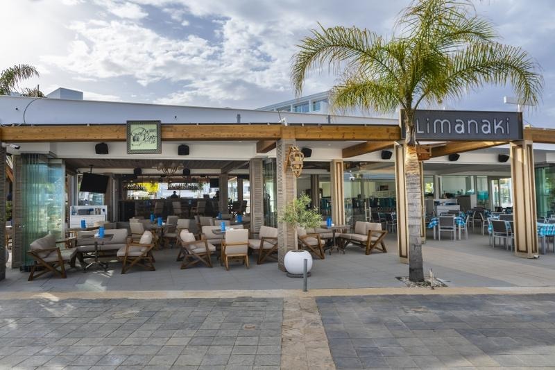 Hotel Limanaki Beach Hotel and Suites