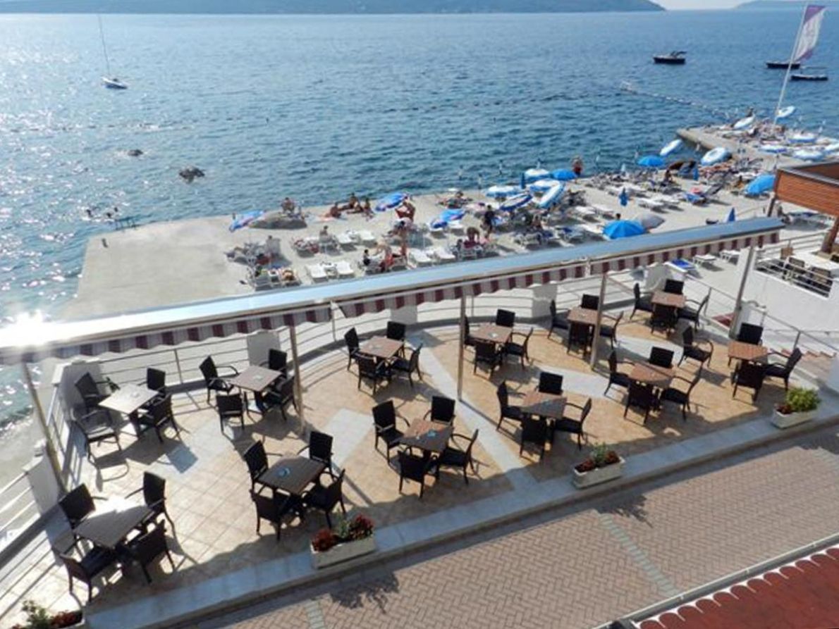 Pansion Savina