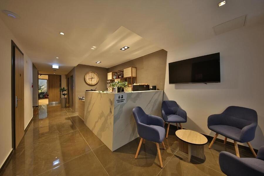 Ivy Hotel