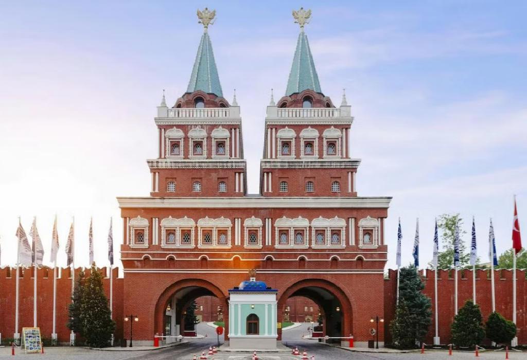 Hotel Kremlin Palace